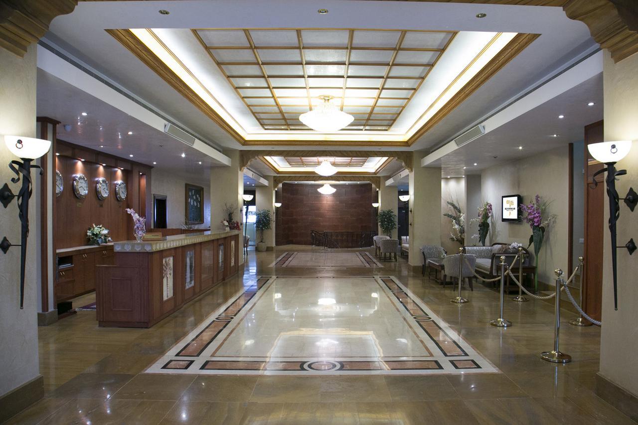 Bzommar Palace Hotel Jounieh Exterior photo